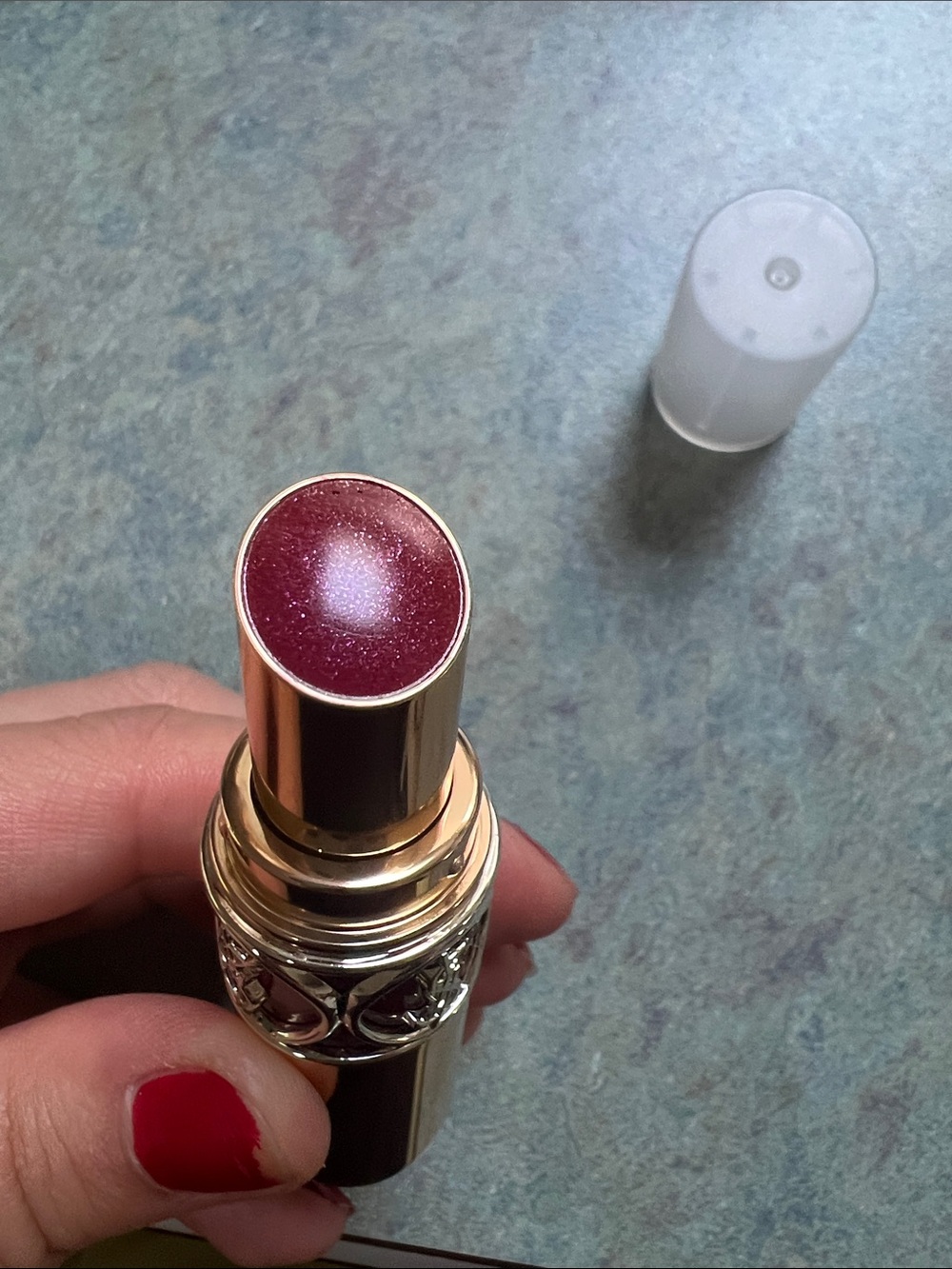 YSL rouge volupte shine 106, plastic lid, never used